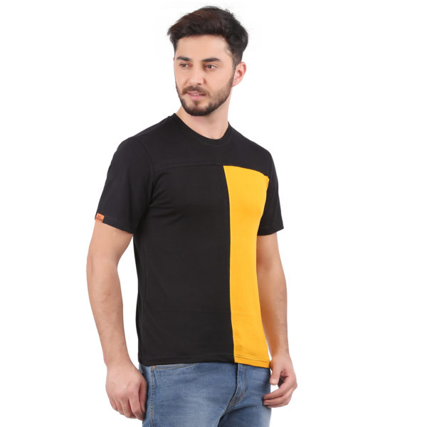 Vakum Men Black Mustard Round Neck Blocked T Shirt