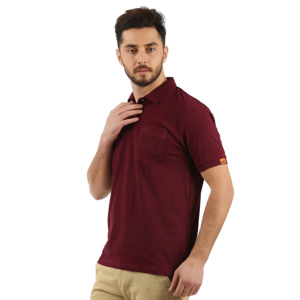 Vakum Men Maroon Plain Solid Polo Shirt